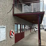 Sea Side In